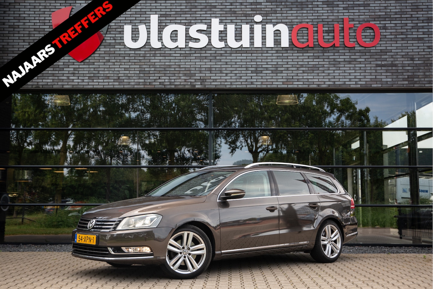 Volkswagen Passat Variant - 1.4 TSI High Executive Line BlueMotion 1.4 TSI High Executive Line BlueMotion , Trekhaak, Cruise control, Leder, PDC - AutoWereld.nl