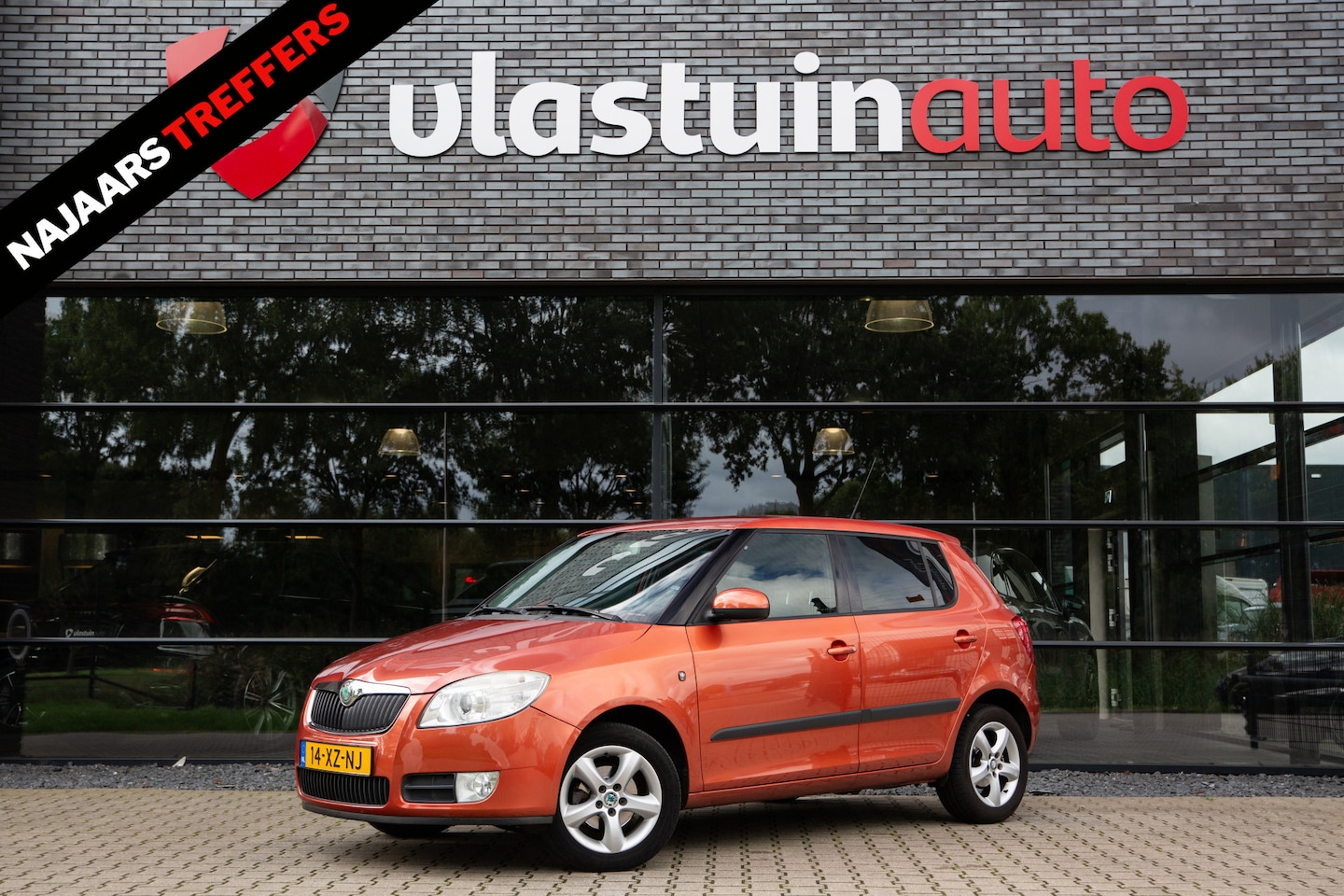 Skoda Fabia - 1.6-16V Sport 1.6-16V Sport , Cruise, Automaat - AutoWereld.nl