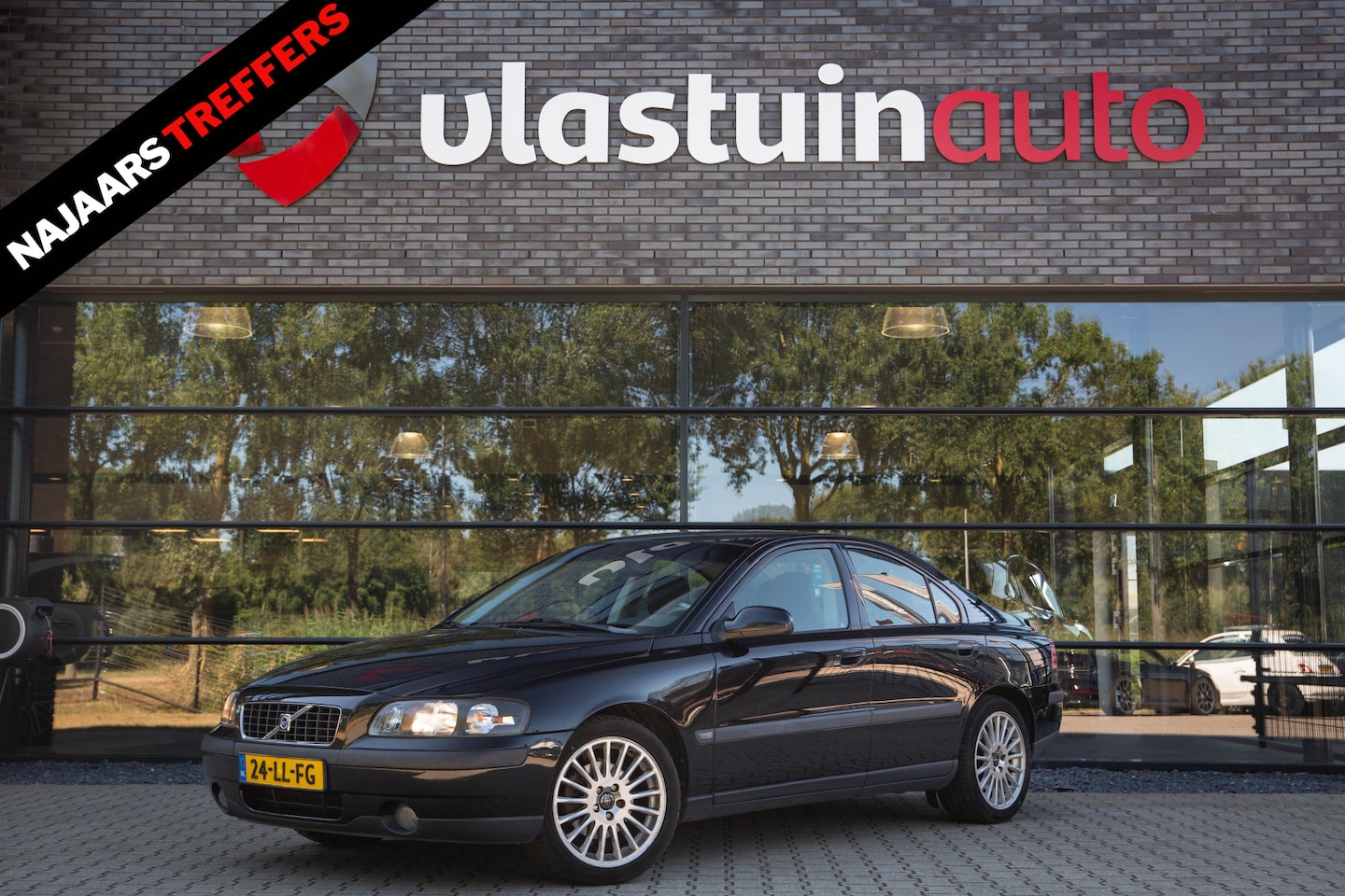 Volvo S60 - 2.4 Edition 2.4 Edition , APK 04-02-2027! - AutoWereld.nl