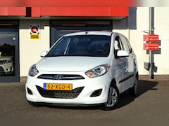 Hyundai i10 - 1.1 i-Drive Cool, 5 Drs, Airco, NL-auto, 1e eigenaar 12.700 km Uniek