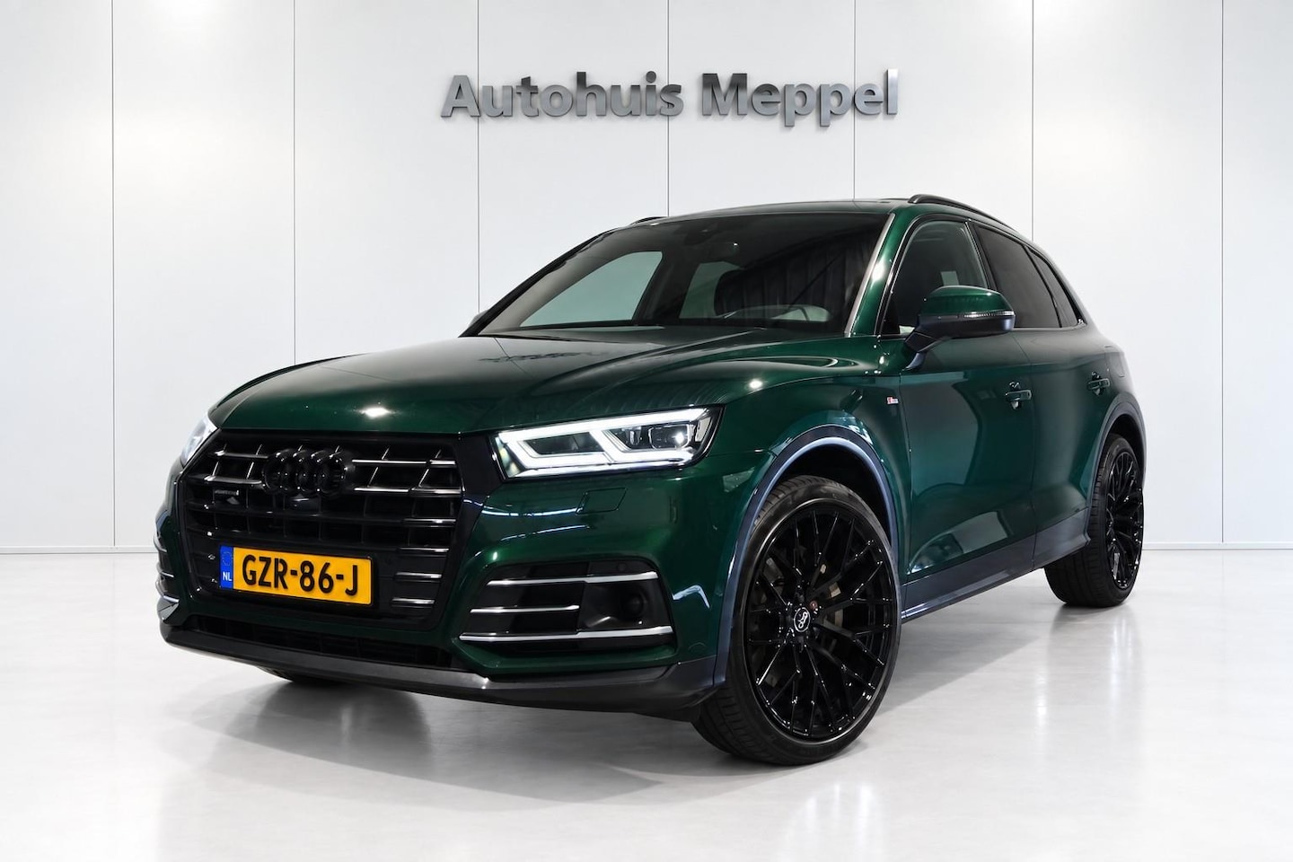 Audi Q5 - 50 TFSI S-Line*Lucht-V*B&O*Massage*GeruiteStoel*Matrix*HUD*PANO*Trekhaak*Memory - AutoWereld.nl