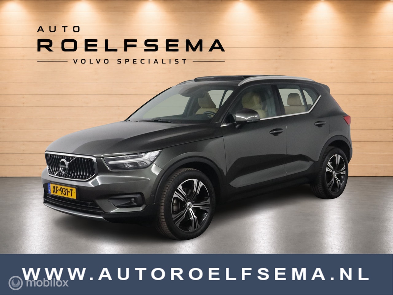 Volvo XC40 - 2.0 T4 Inscription | Panoramadak | Adaptive Cruise | BLISS | Elektrische Stoelen | Verwarm - AutoWereld.nl