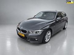 BMW 3-serie Touring - 318i M Sport