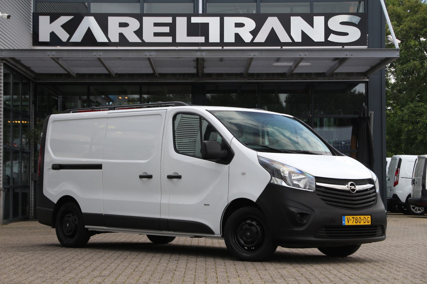 Opel Vivaro - 1.6 CDTI | L2H1 | Euro 6 | Trekhaak | Cruise | Airco.. - AutoWereld.nl