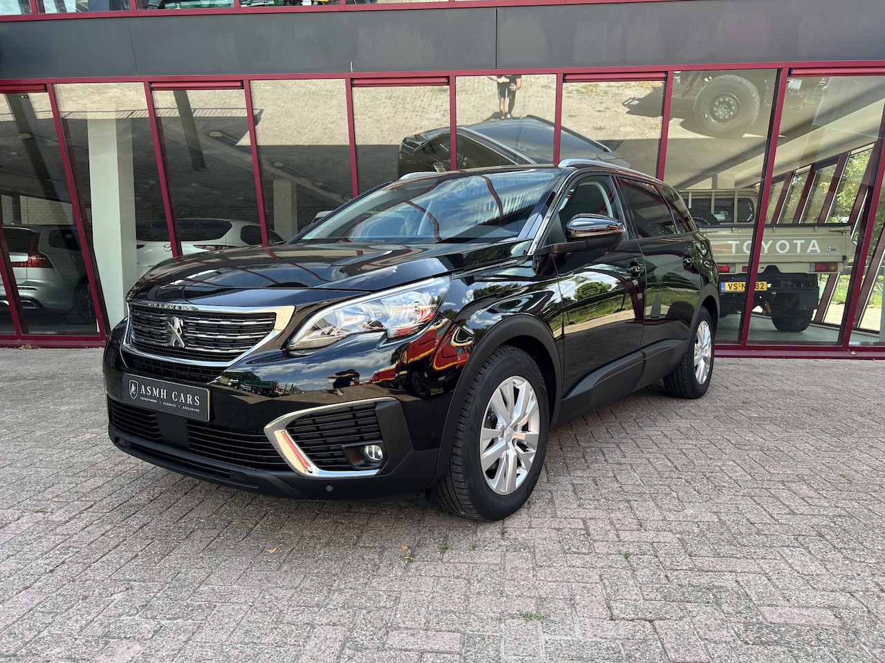 Peugeot 5008 - 1.2 PureTech Blue Lease Executive 7p | APK tot 14-09-2027 | Trekhaak | Volledig onderhoud - AutoWereld.nl