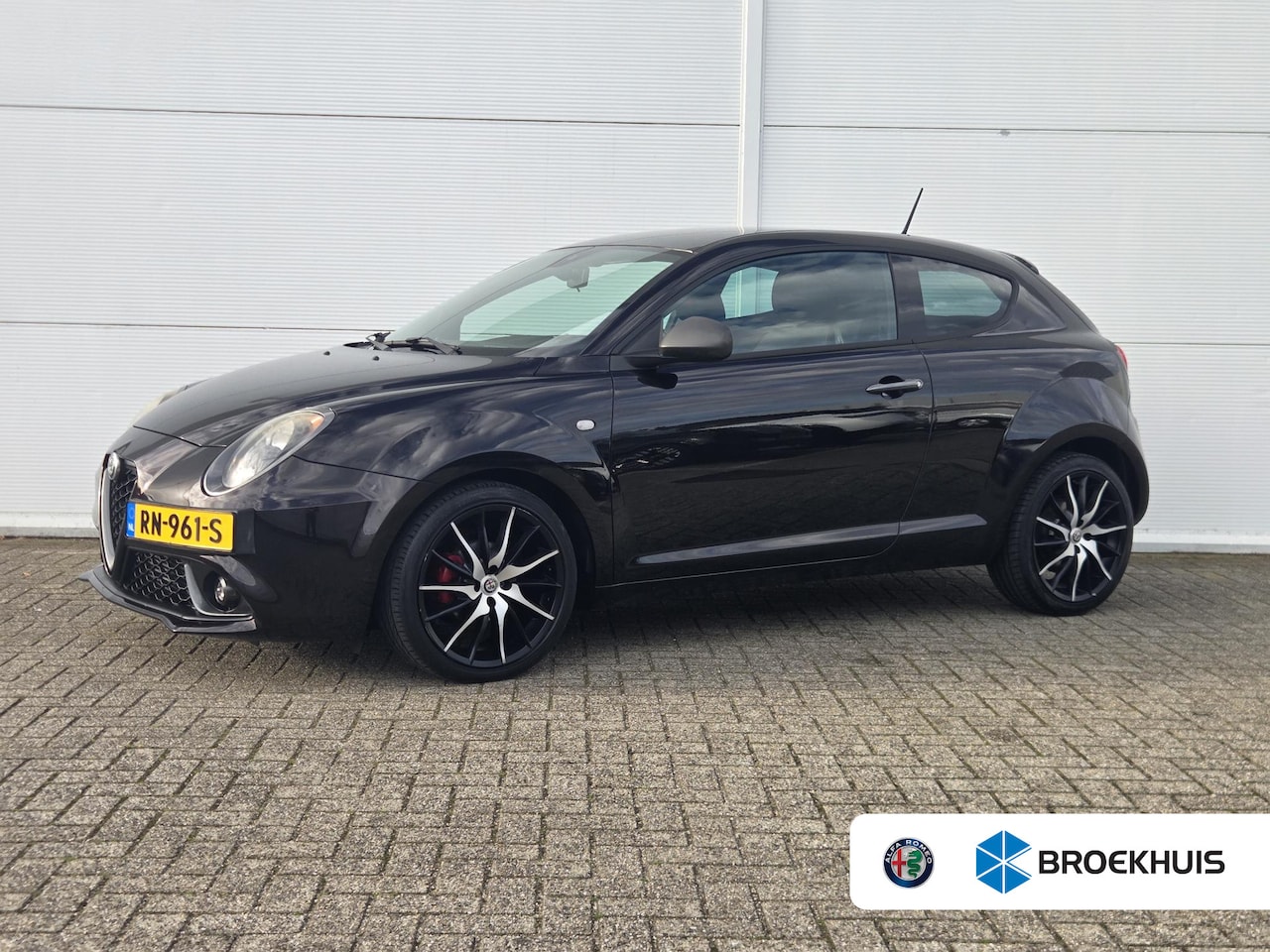 Alfa Romeo MiTo - 0.9 TwinAir ECO Super / Cruise control / Dab / Hill hold / Parkeersensor achter - AutoWereld.nl