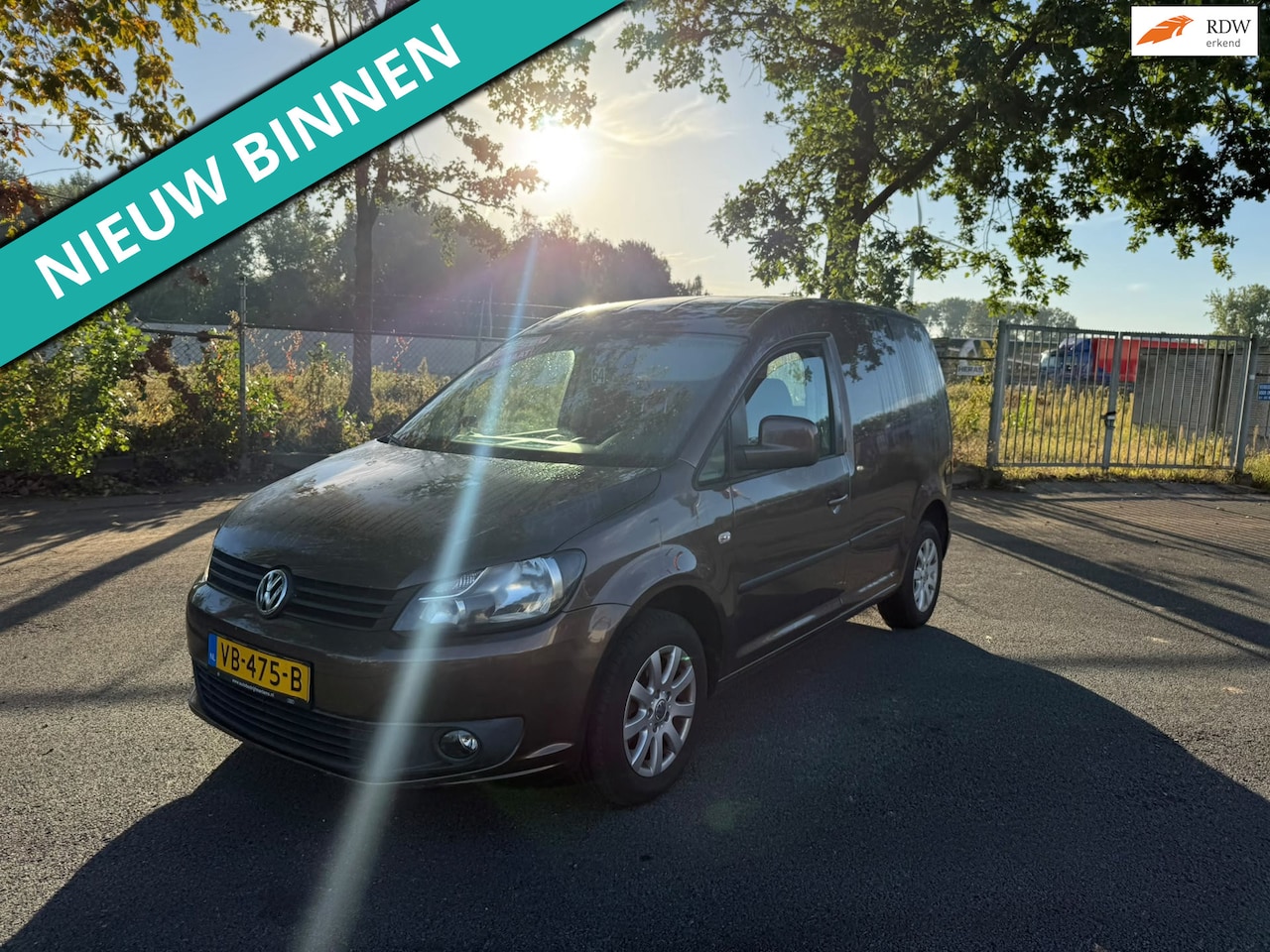 Volkswagen Caddy - 1.6 TDI LET OP MOTOR PROBLEEM - AutoWereld.nl