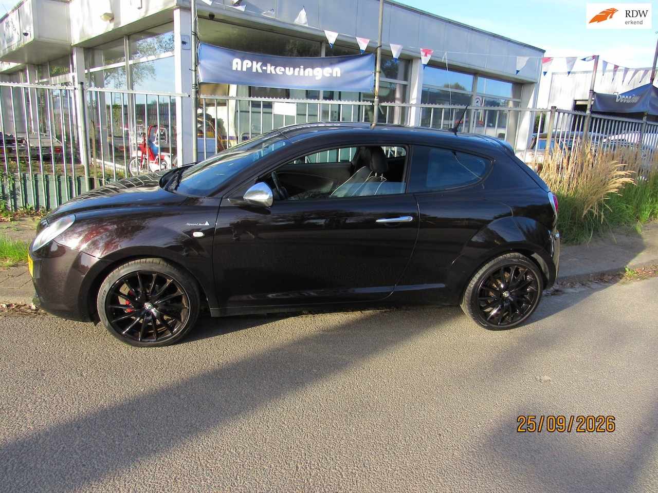Alfa Romeo MiTo - 0.9 TwinAir Distinctive 0.9 TwinAir Distinctive,leer,airco,navigatie - AutoWereld.nl
