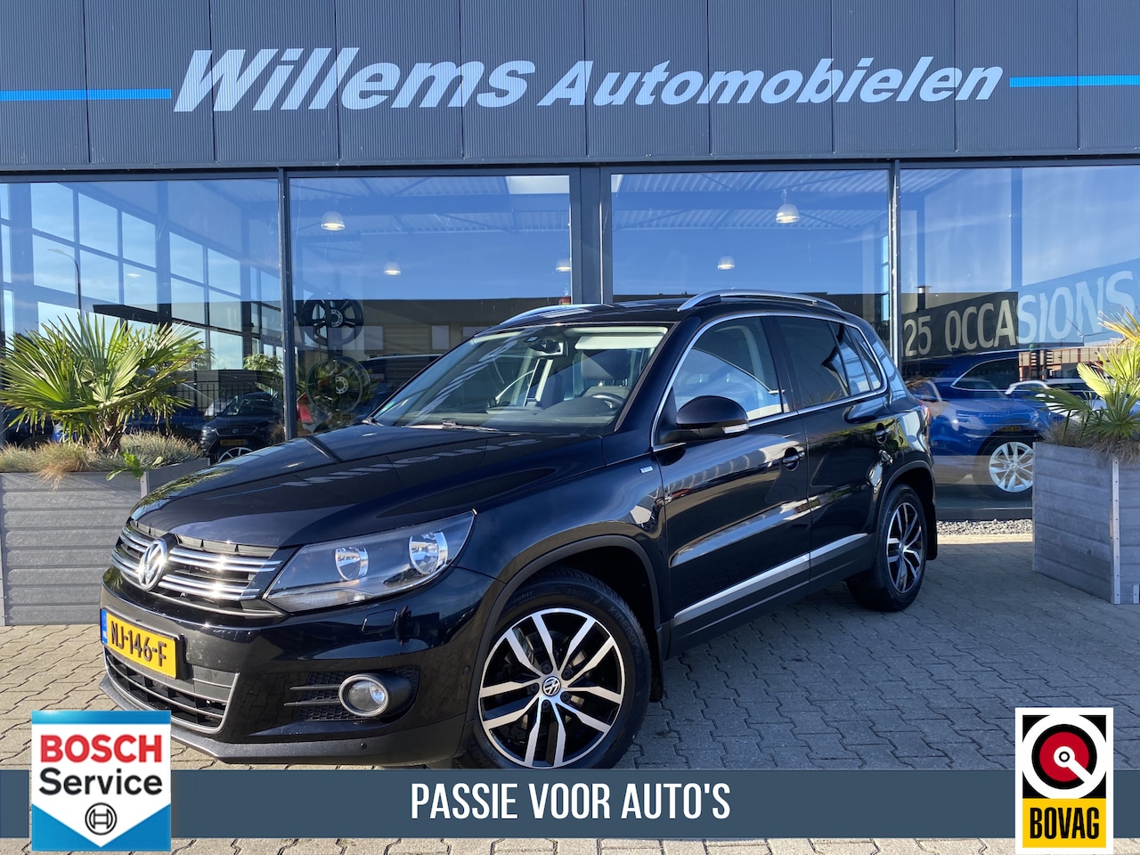 Volkswagen Tiguan - 1.4 TSI Sport&Style Stoelverwarming , Trekhaak wegklapbaar - AutoWereld.nl