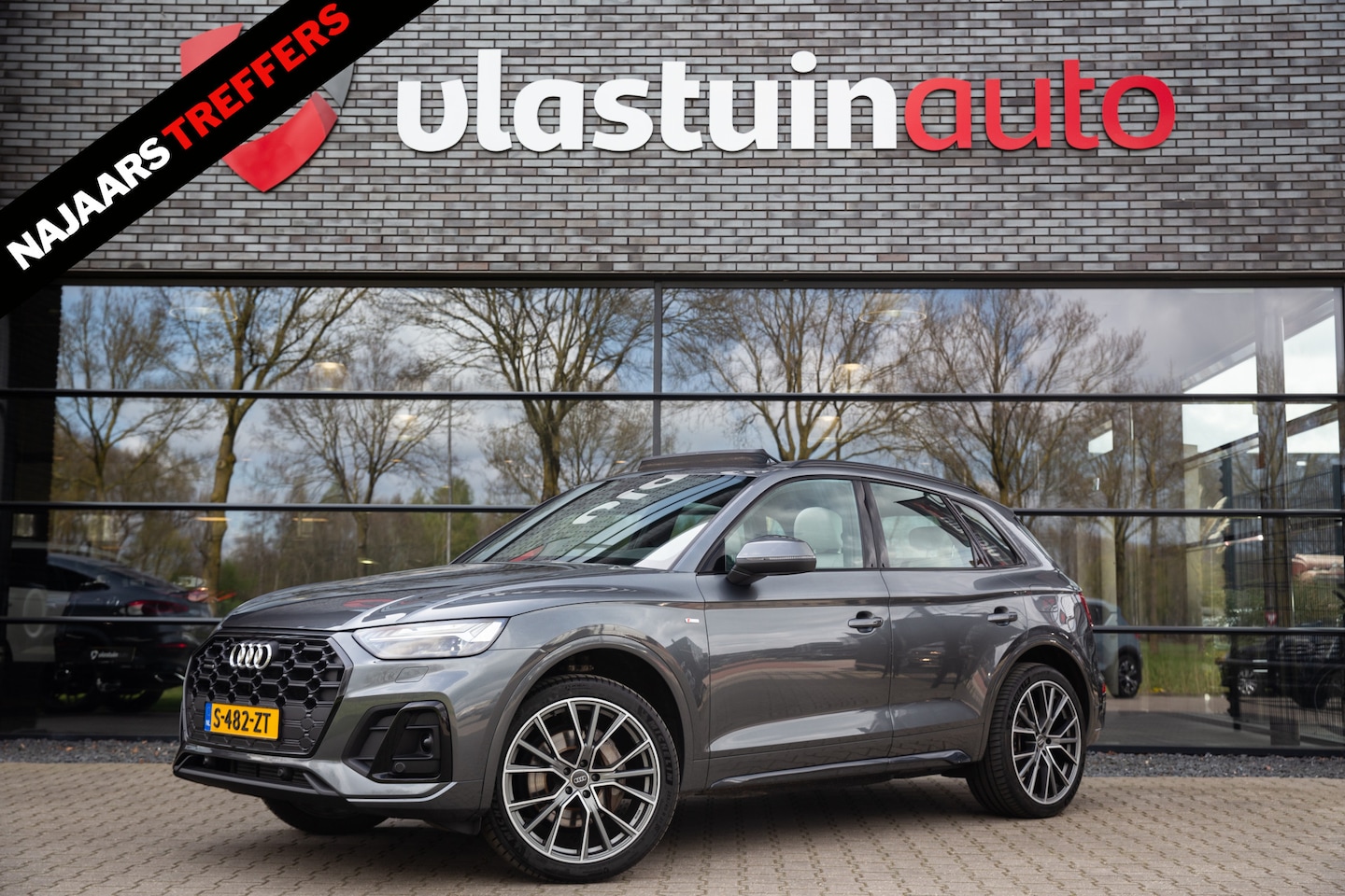 Audi Q5 - 55 TFSI e S edition 55 TFSI e S edition , S-line , Panoramadak, Trekhaak, Carplay, Leder - AutoWereld.nl