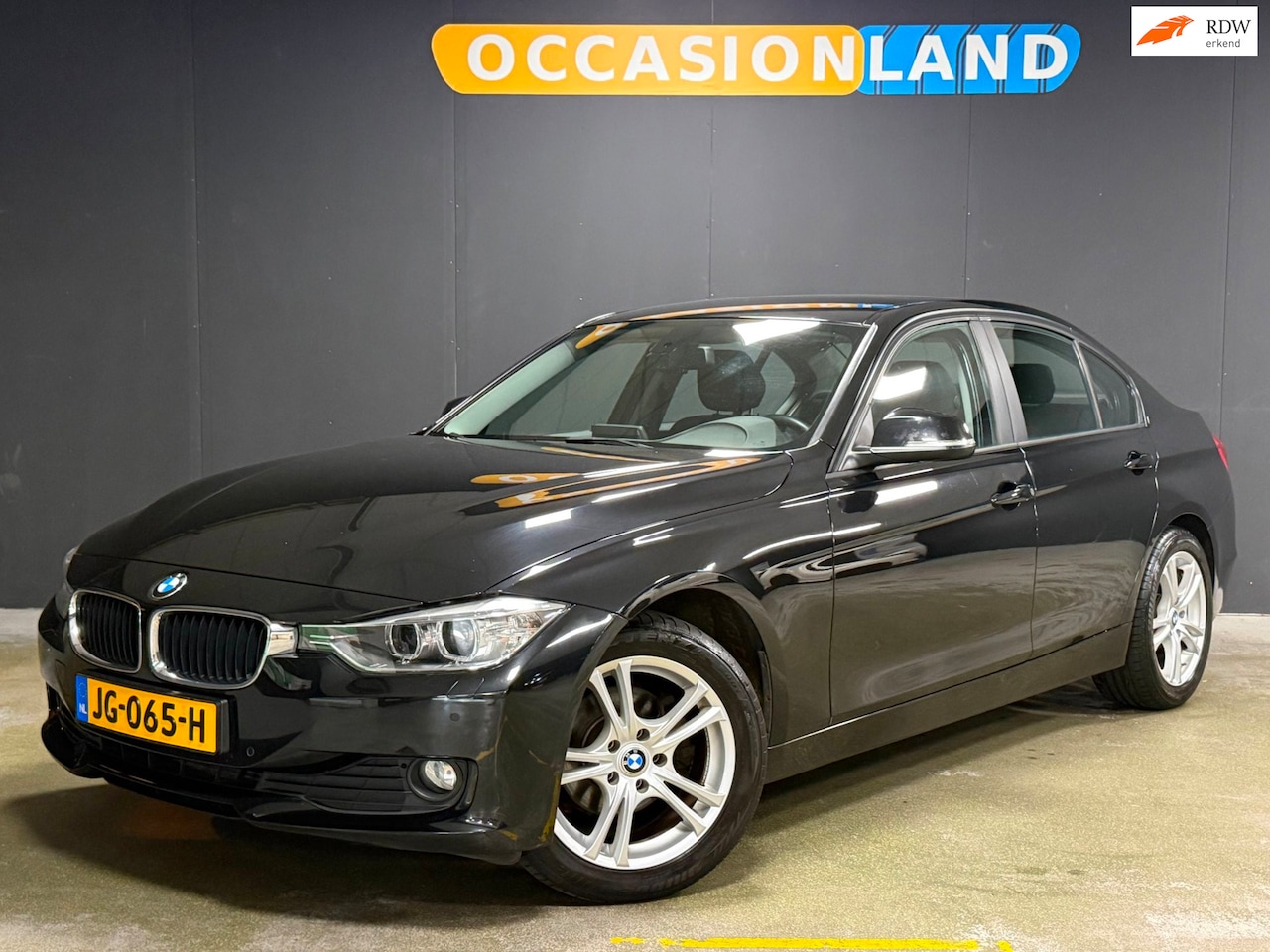 BMW 3-serie - 316i High Executive|TREKHAAK|PDC|CRUISE|STOELV|NAVI|BLUETOOTH|CLIMATE|17INCH| - AutoWereld.nl