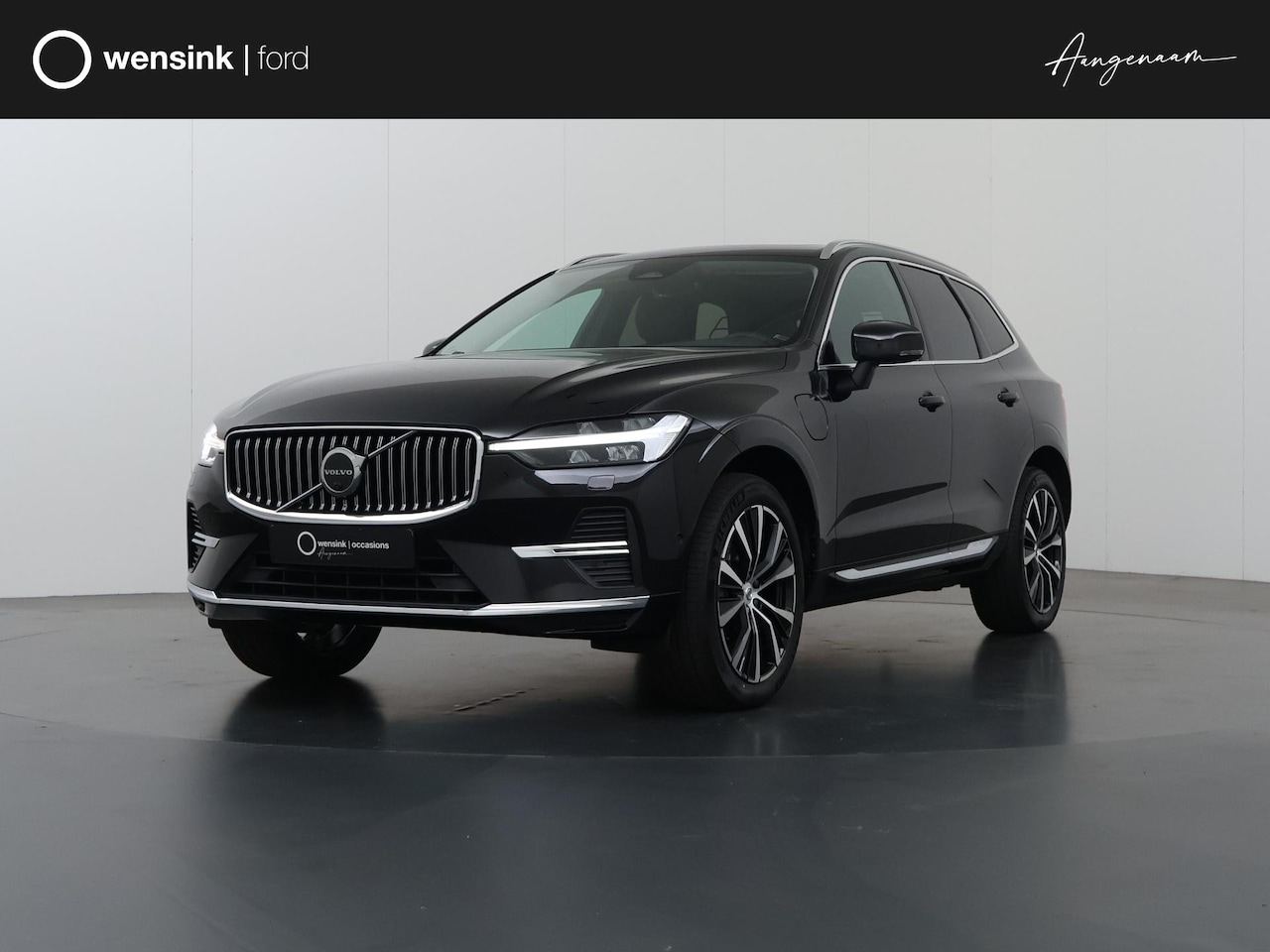 Volvo XC60 - 2.0 T6 Plug-in hybrid AWD Plus Dark | SOH 98% | 360 Camera | Trekhaak | Harman/Kardon Audi - AutoWereld.nl