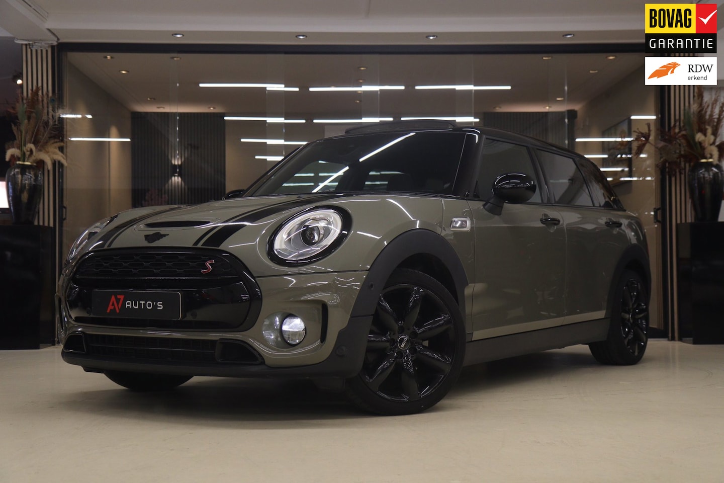MINI Clubman - 2.0 Cooper S Chili Serious Business / PANO/H-K/CARPLAY/KEYLESS/VOL - AutoWereld.nl