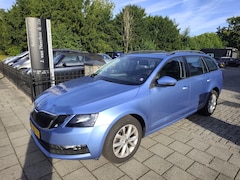 Skoda Octavia Combi - 1.0 TSI Grt Amb. Bns
