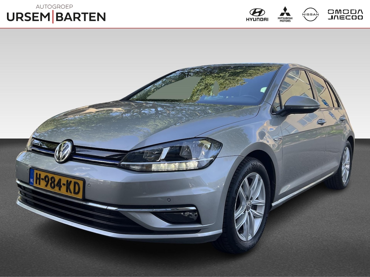 Volkswagen Golf - 1.5 TSI Comfortline Business | Trekhaak | Airco (automatisch) | Apple Carplay/Android Auto - AutoWereld.nl