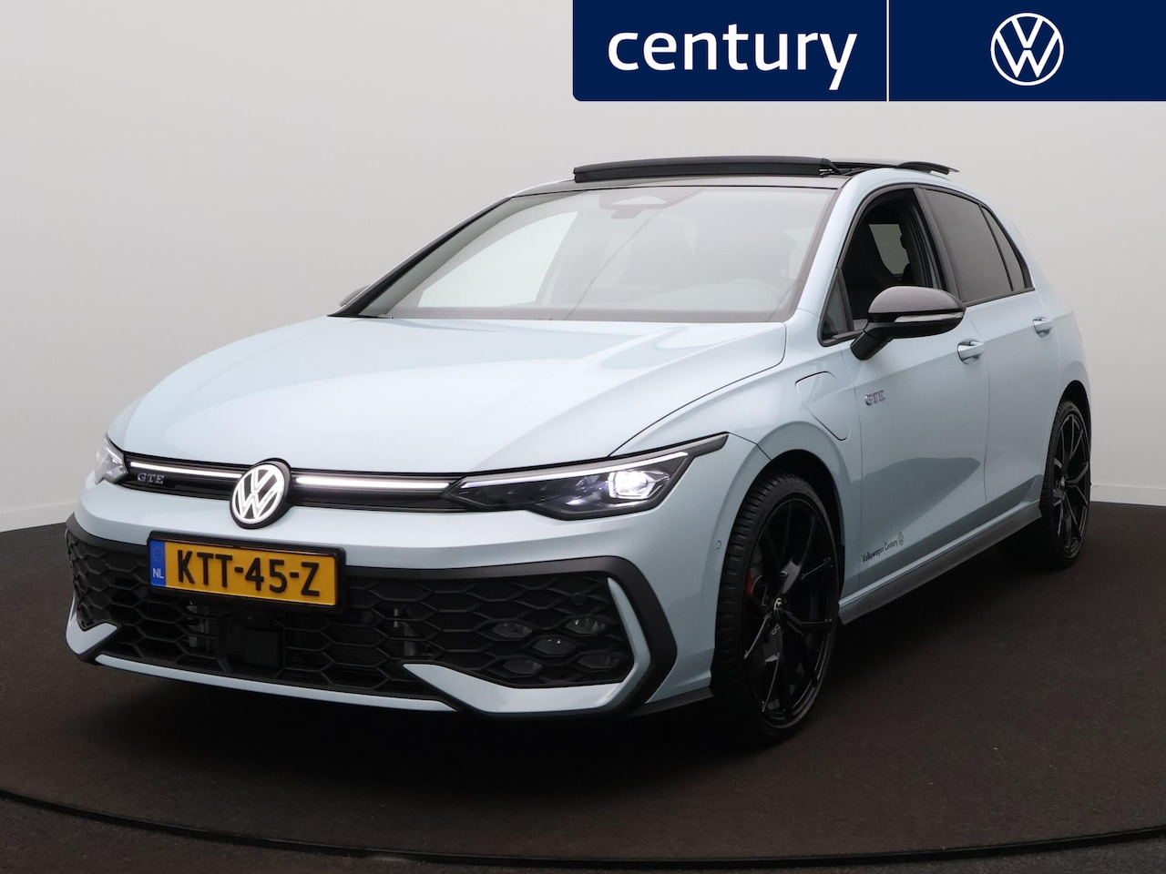 Volkswagen Golf - GTE 1.5 eHybrid 200 kW / 272 PK Hatchback 6 versn. | Panodak | Zwenkbare Trekhaak | 360 Ca - AutoWereld.nl