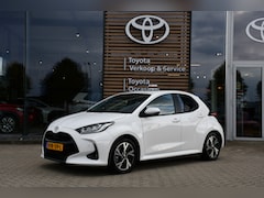 Toyota Yaris - 1.5 Hybrid 115 First Edition Limited Automaat 116pk | Parkeersensor voor en achter | Stuur