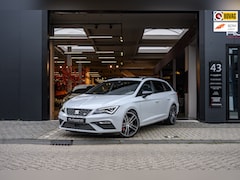 SEAT Leon ST - 2.0 TSI CUPRA 300 4DRIVE Panoramadak |Camera|Lane-Assist|Acc|Dealer Onderhouden