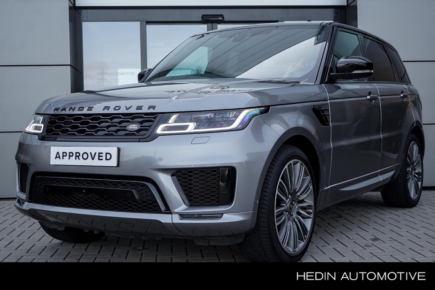Land Rover Range Rover Sport - P400e Limited Edition l Black Pack l 22" Diamond Turned l Afneembare trekhaak l BTW l - AutoWereld.nl