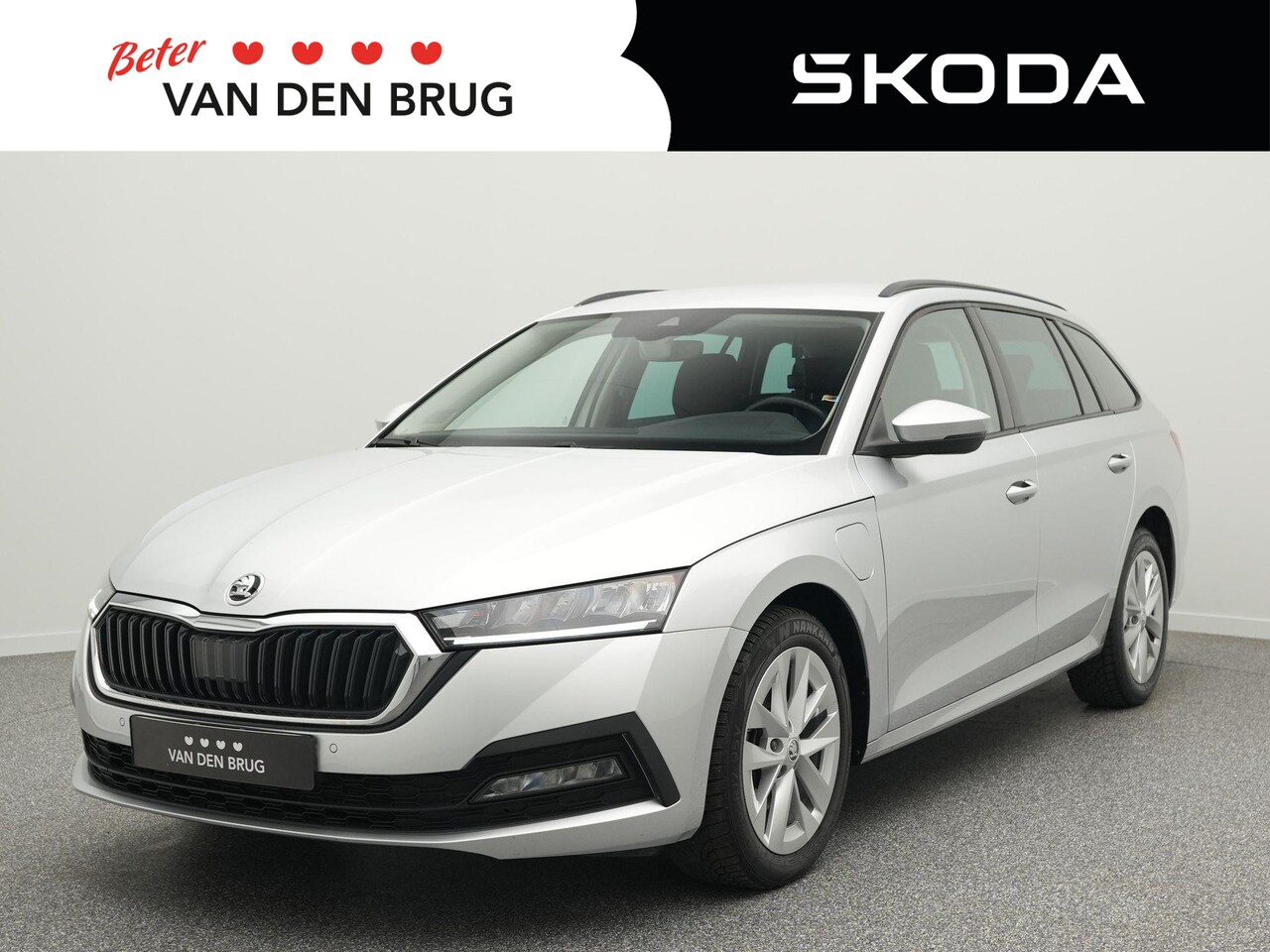 Skoda Octavia Combi - 1.4 TSI iV PHEV Business Edition 204 pk DSG | Dealer onderhouden | LED | Navigatie | Clima - AutoWereld.nl