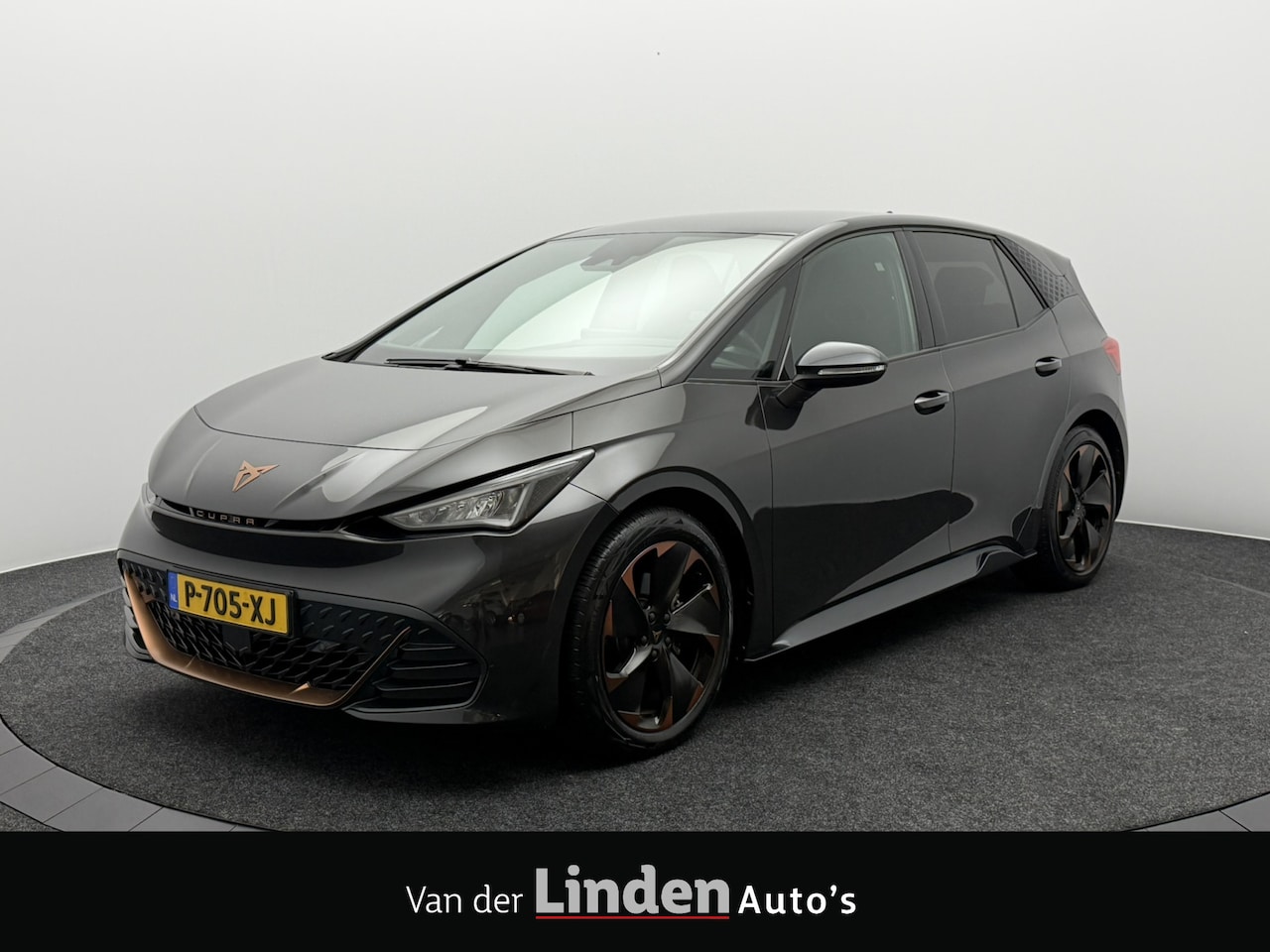 CUPRA Born - Adrenaline One 62 kWh SOH 95,9% | Camera | Stoel/Stuurverwarming | Led | Carplay&Android | - AutoWereld.nl