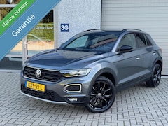 Volkswagen T-Roc - 1.5 TSI Sport Black Style Virtual/Camer/Stoelverw/ACC/CarPlay