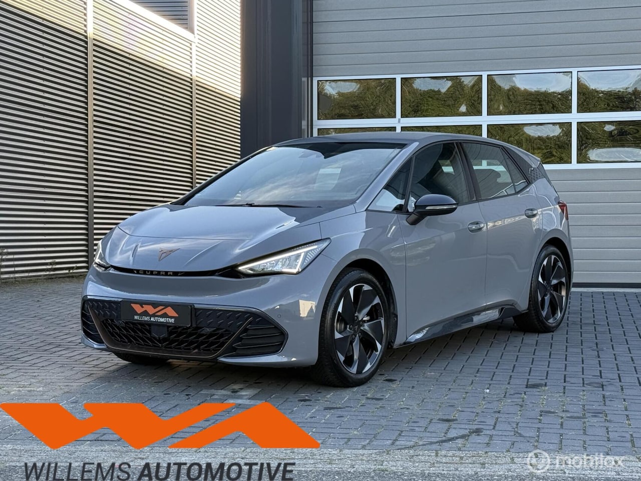 CUPRA Born - Impulse 62 kWh 204PK Vapor Grey|19'inch|SOH96% - AutoWereld.nl