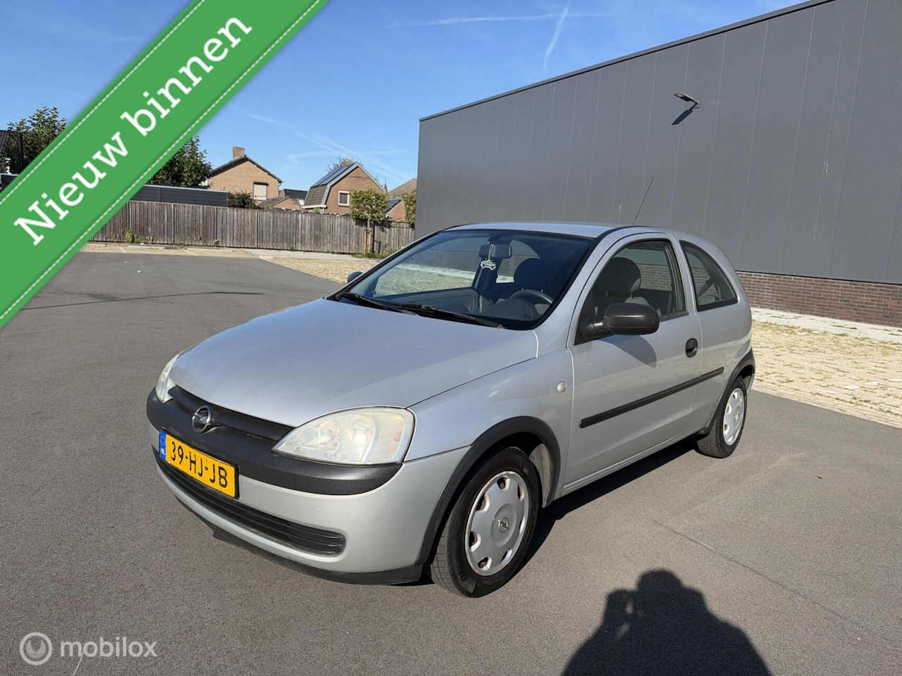 Opel Corsa - 1.2-16V Comfort 1.2-16V Comfort Nieuwe apk - AutoWereld.nl