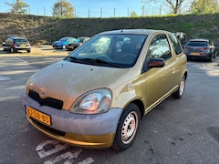 Toyota Yaris - 1.0-16V VVT-i Terra