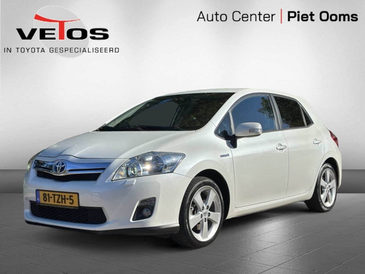 Toyota Auris - 1.8 Full Hybrid Exe. - AutoWereld.nl