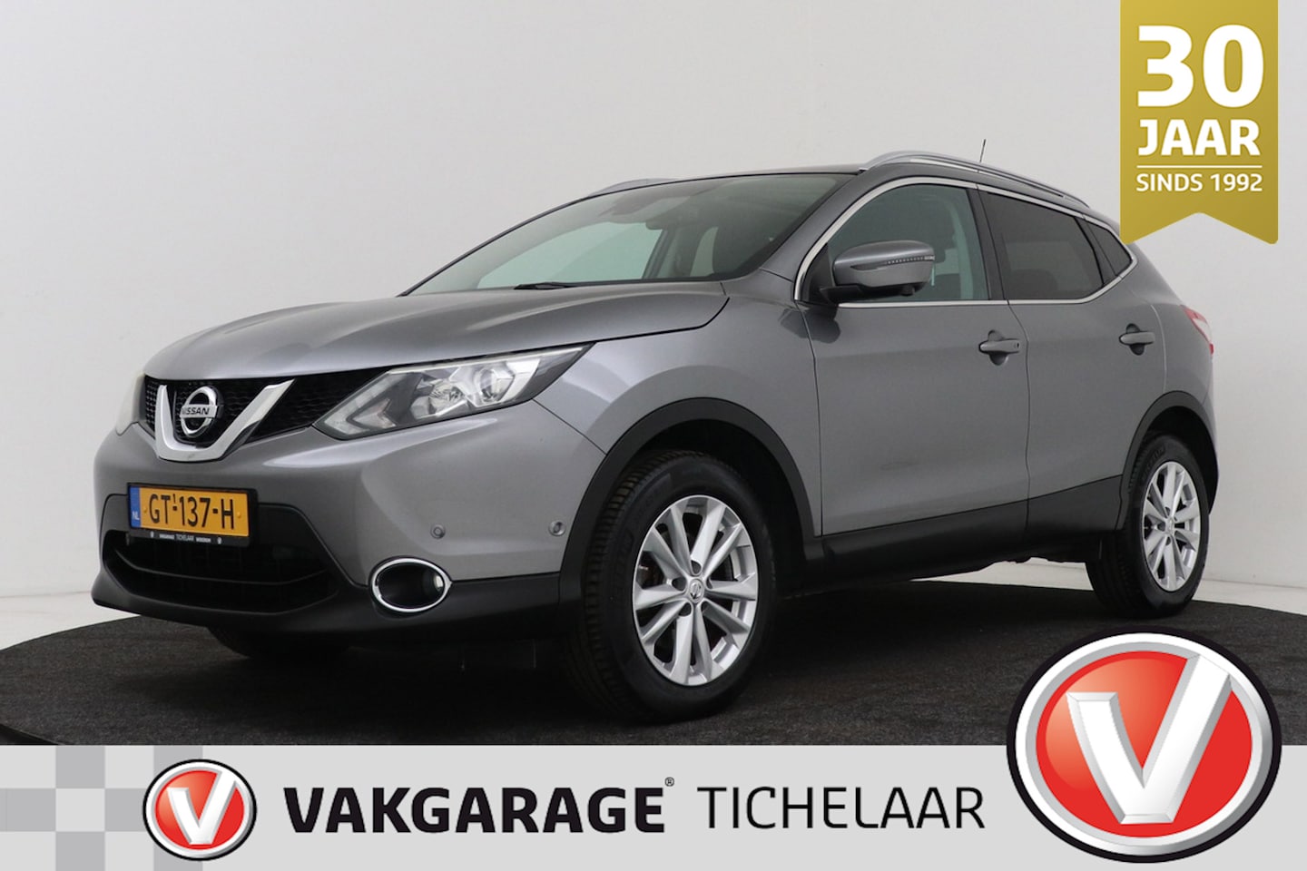 Nissan Qashqai - 1.6 Tekna | Trekhaak | Panoramadak | INRUILKOOPJE | Org NL | 360 Camera | Stoelverwarming - AutoWereld.nl