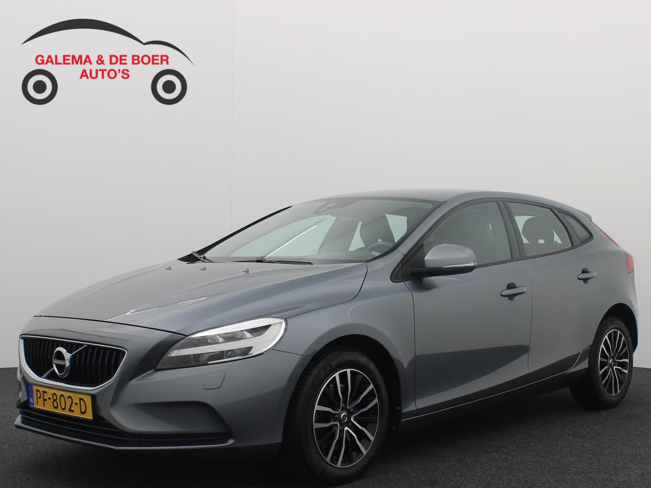Volvo V40 - 2.0 T2 Nordic+ FULL LED / STANDKACHEL / STOELVERW / NAVI / CLIMA / PDC / BLUETOOTH / CRUIS - AutoWereld.nl