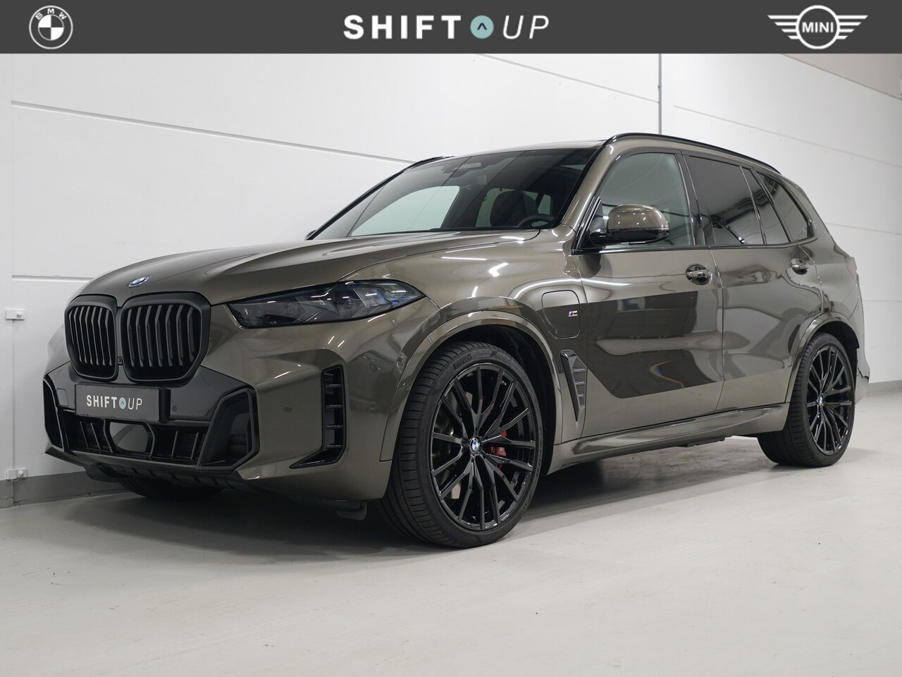 BMW X5 - xDrive50e M-Sport | Panoramadak | Stoelventilatie | Elektr. Trekhaak - AutoWereld.nl