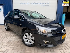 Opel Astra - 1.4 Turbo 120pk Blitz 5-drs / AIRCO / CRUISE / TREKHAAK / 1e EIGENAAR