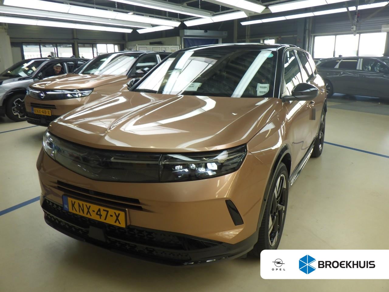 Opel Grandland - 1.6 Turbo Plug-in-Hybrid Ultimate | Nieuwe auto | Panorama/schuifdak | Lederen bekleding | - AutoWereld.nl