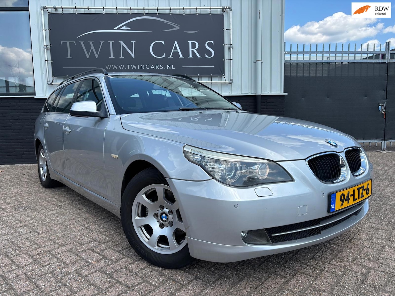 BMW 5-serie Touring - 520i Aut. Leder Xenon - AutoWereld.nl