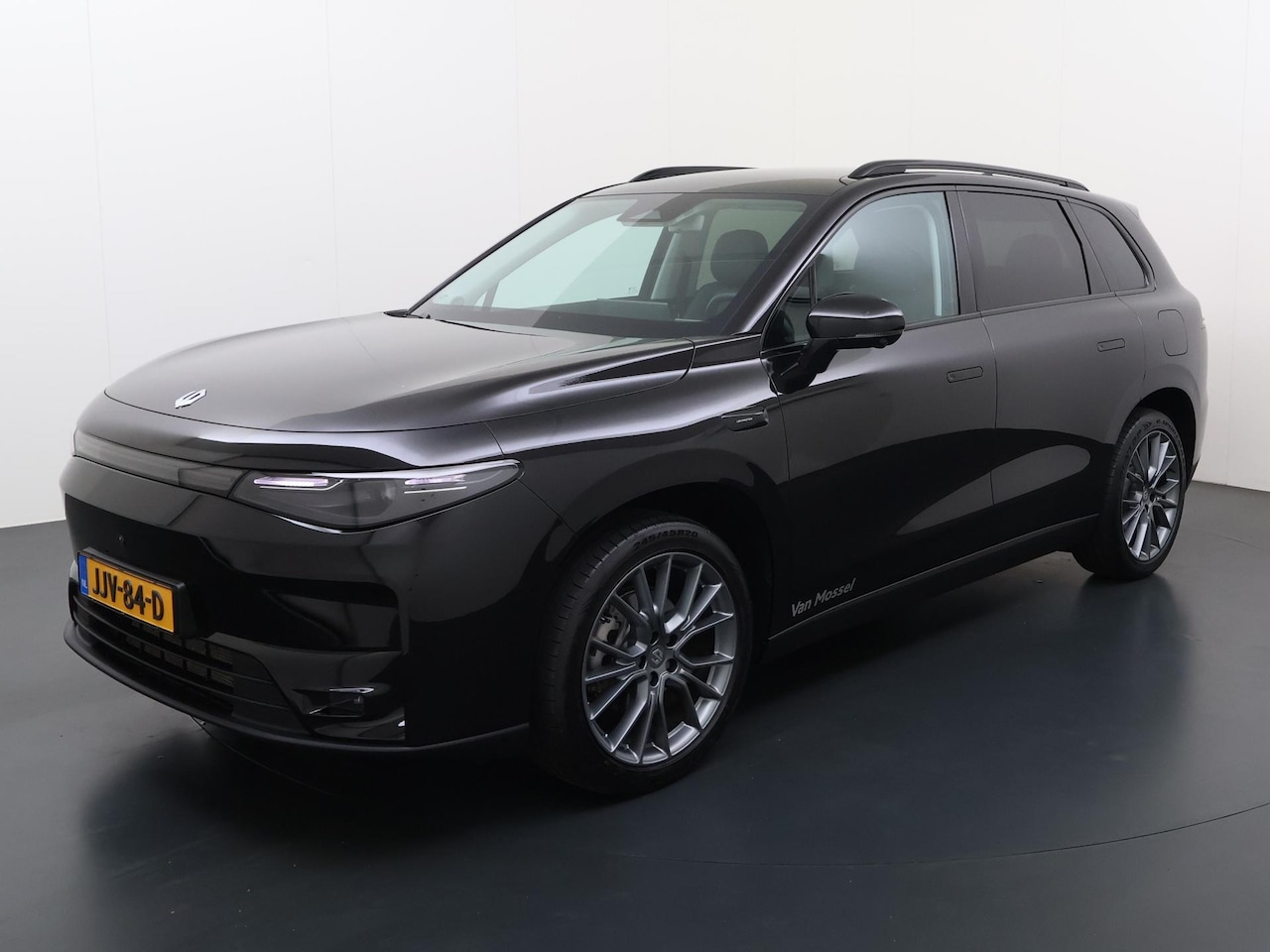 Leapmotor C10 - Design REEV 28.4 kWh DEMO:Vraag naar de actuele km stand - AutoWereld.nl