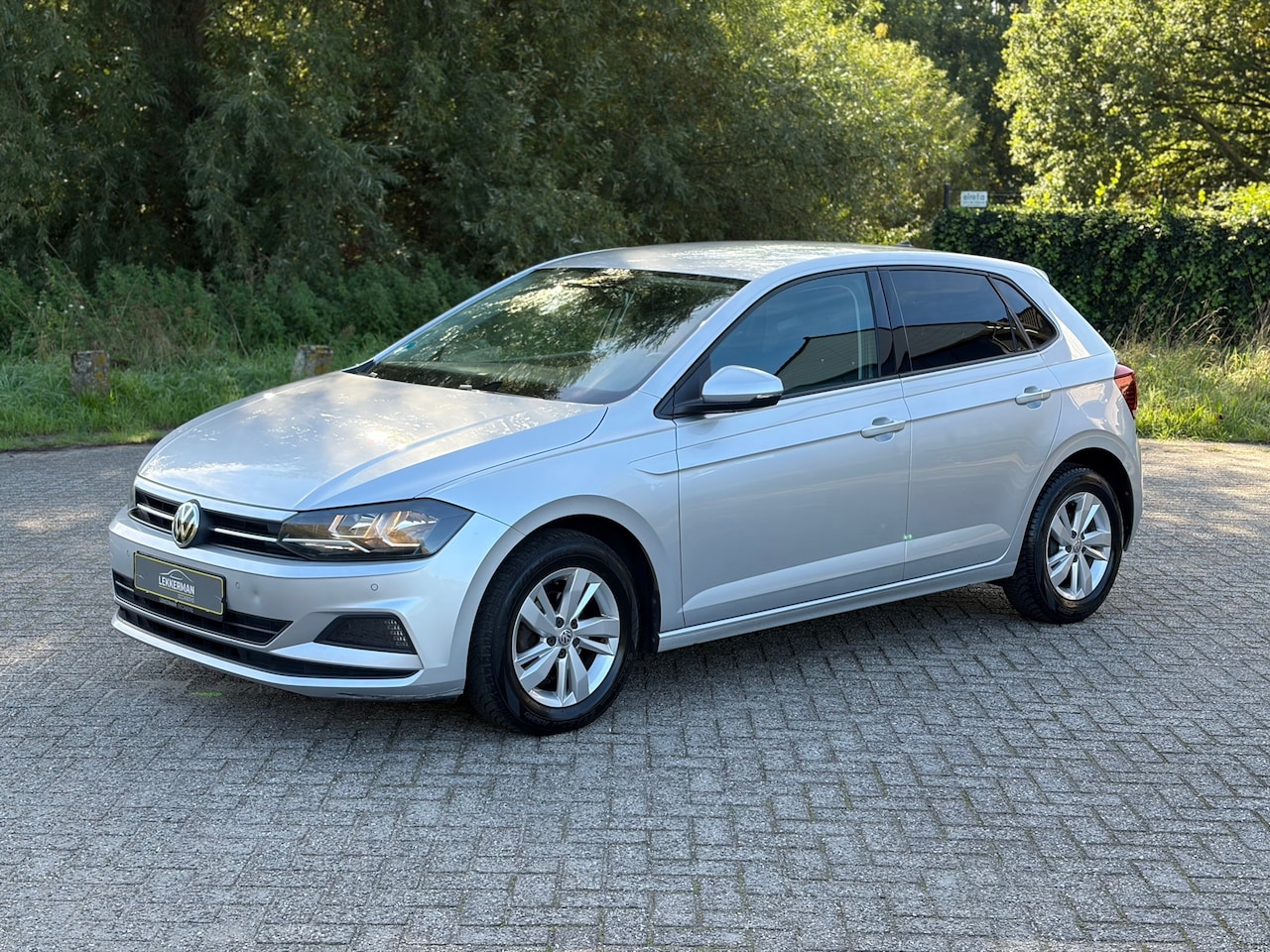 Volkswagen Polo - 1.0 TSI Comfortline DSG I CARPLAY I CRUISE I PDC I CLIMA I NAVI - AutoWereld.nl