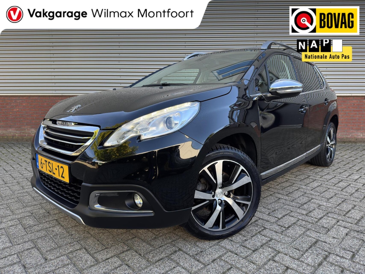 Peugeot 2008 - 1.6 VTi Féline|Cruise|Trekhaak|PANO|Airco|Navi| - AutoWereld.nl