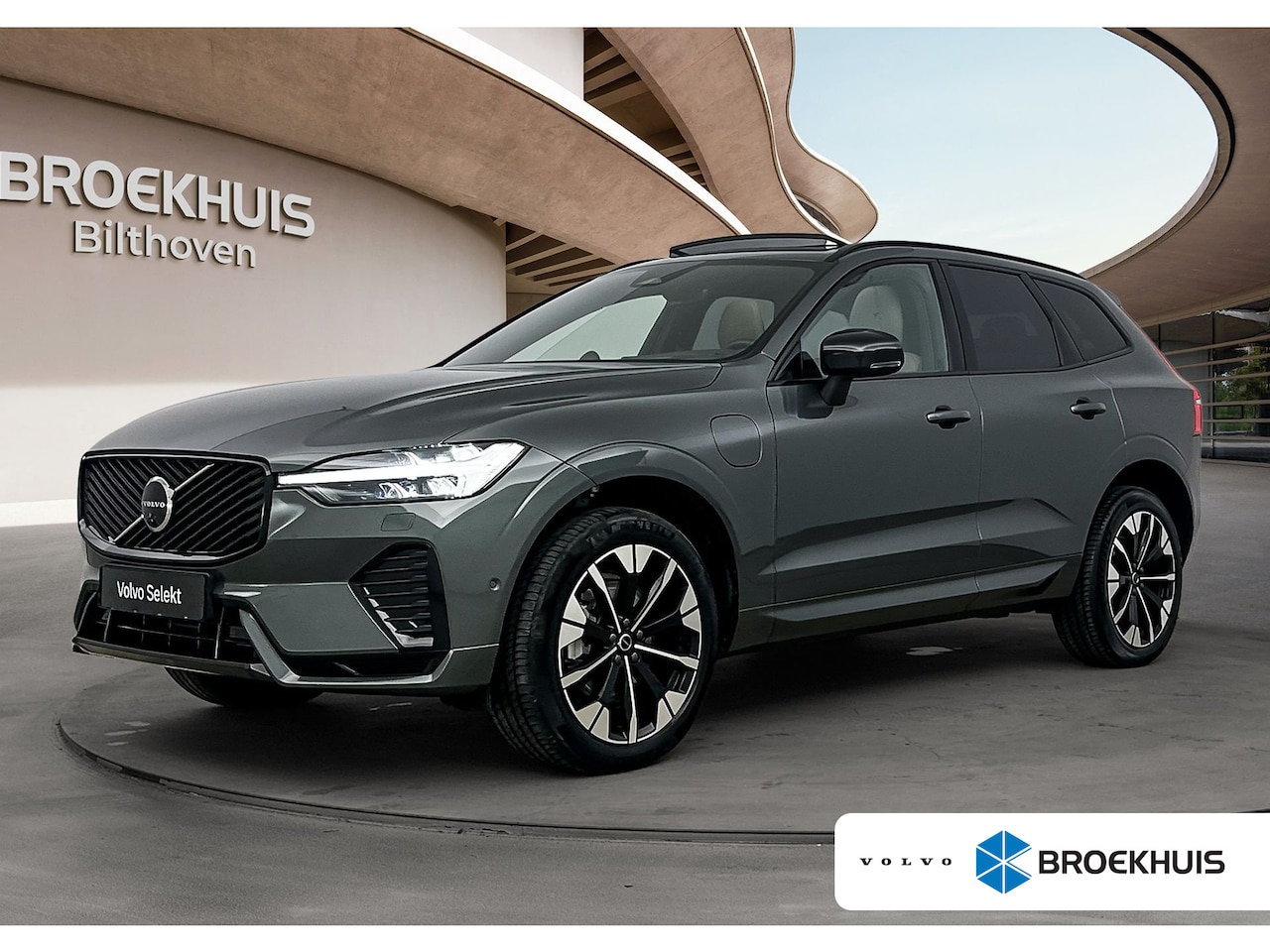 Volvo XC60 - Facelift T8 hybrid AWD Ultra Dark | Luchtvering | Trekhaak | Bowers & Wilkins | Gelamineer - AutoWereld.nl
