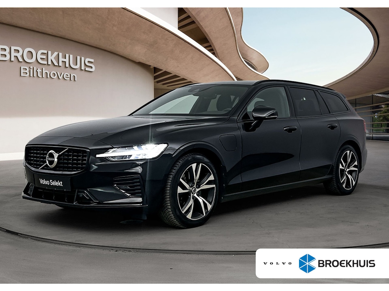 Volvo V60 - 2.0 T6 Recharge AWD R-Design | BLIS | Adaptive Cruiscontrol | LED Bochtenverlichting | PDC - AutoWereld.nl