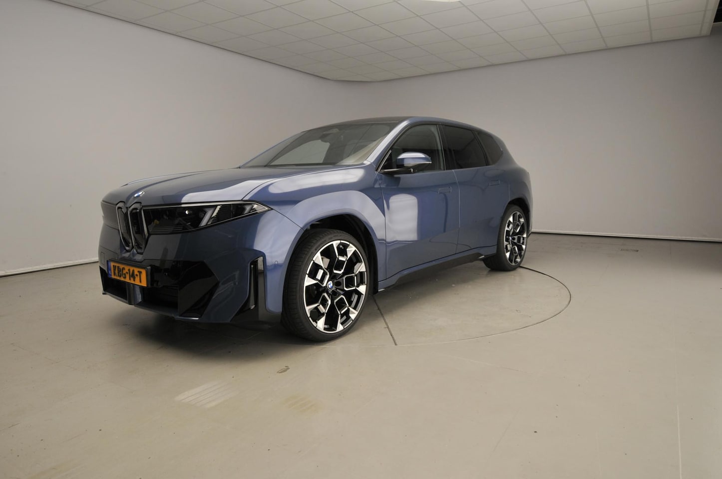 BMW iX3 - 50 xDrive | M-Sportpakket | LED | HUD | Active cruise | Panoramadak | Trekhaak | DAB | Har - AutoWereld.nl
