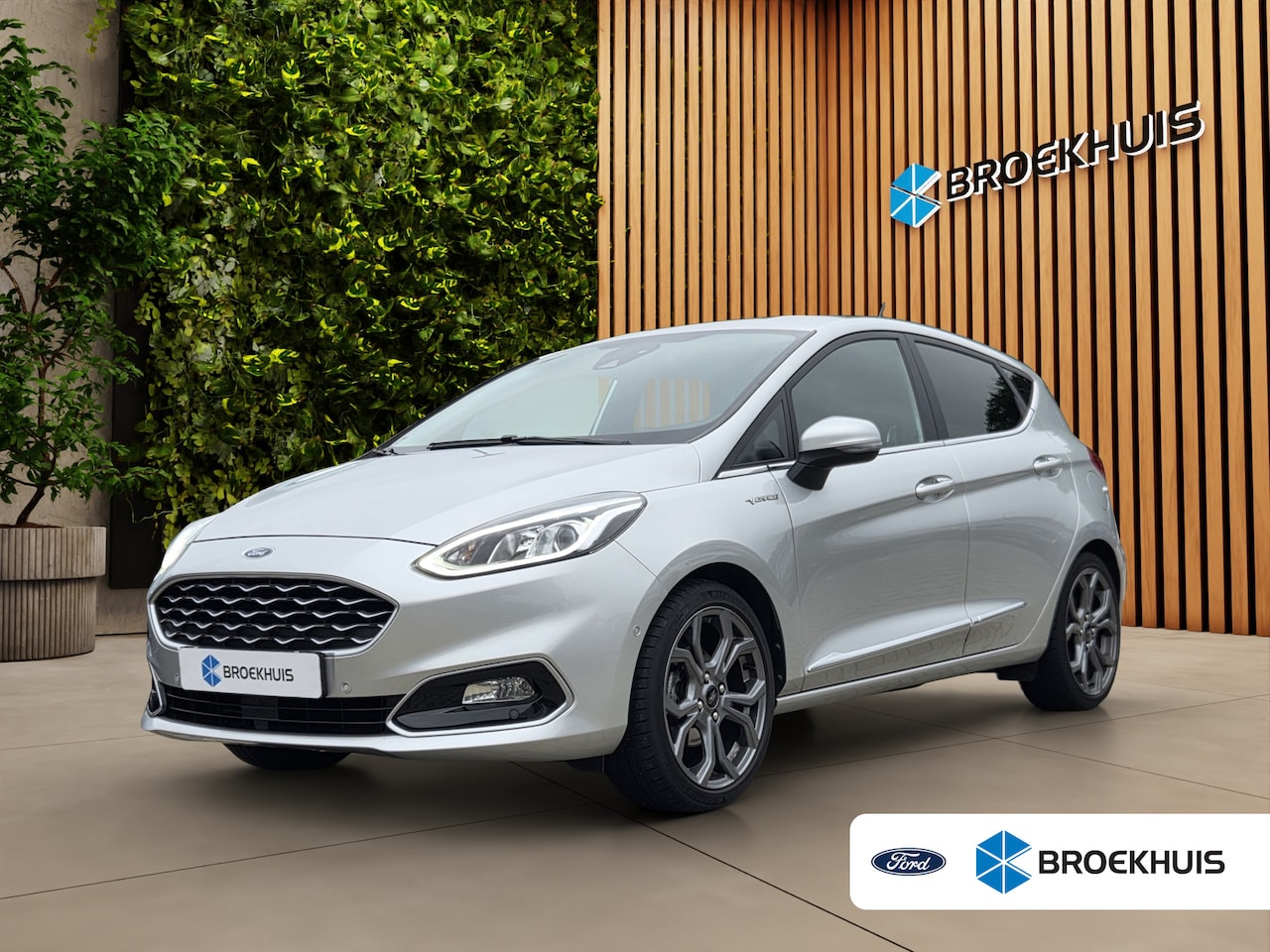 Ford Fiesta - Vignale Keyless | Carplay | Adaptieve cruise | Camera | Stuur- stoelverw. | Half Leder | 1 - AutoWereld.nl