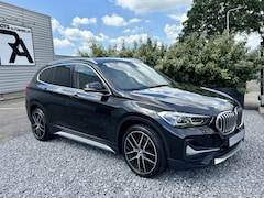 BMW X1 - xDrive25e High-Exe Navi|Leer|LED|Trekhaak 2021 Zwart Metallic