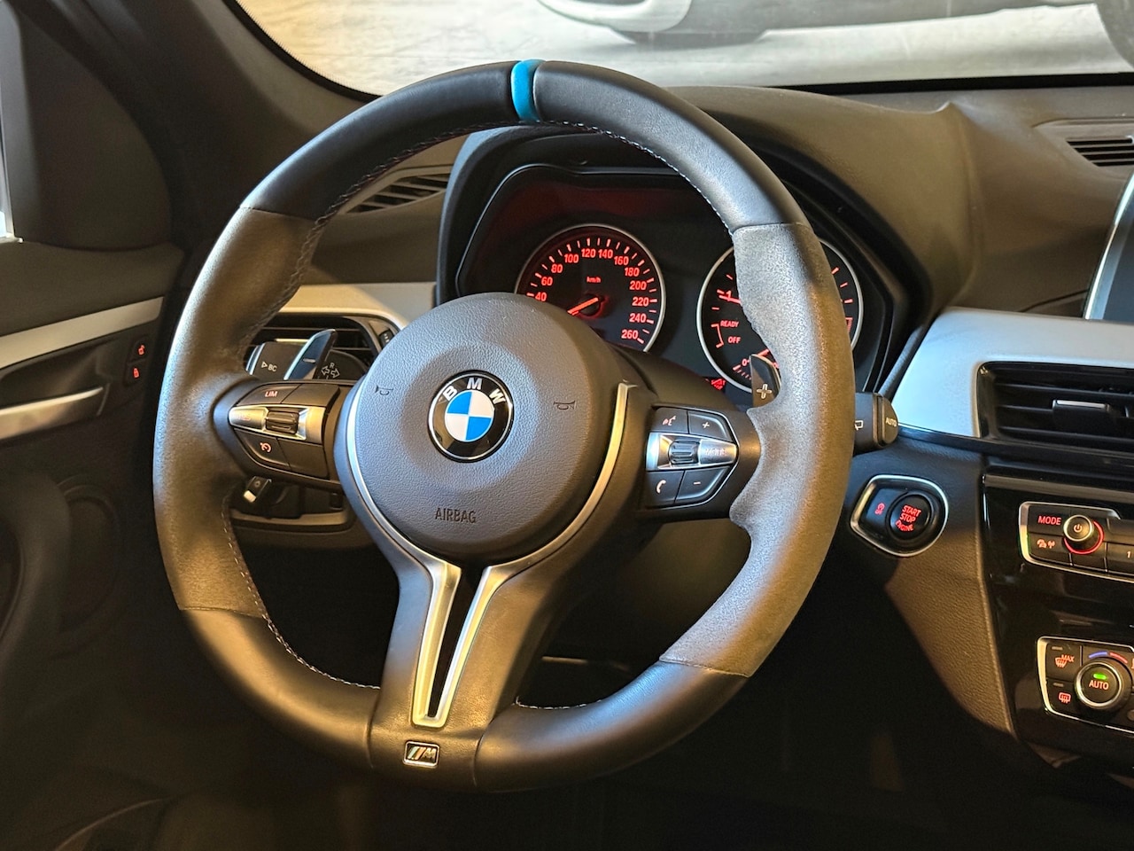 BMW X1 - XDrive20i Centennial High Executive - AutoWereld.nl
