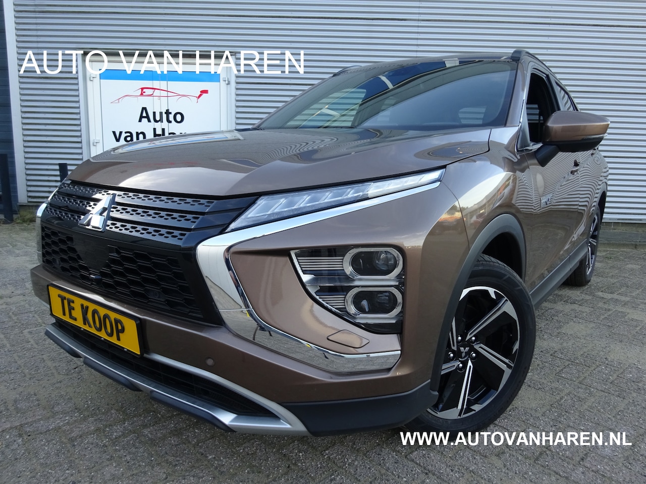 Mitsubishi Eclipse Cross - 2.4 PHEV HEAD UP AUTOMAAT 4WD SOH 98% - AutoWereld.nl