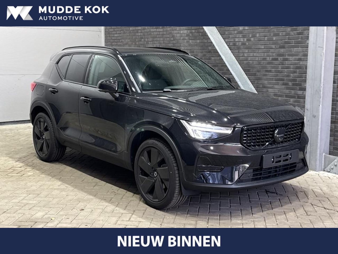 Volvo XC40 - 2.0 B3 Plus Black Edition | Harman/Kardon | BLIS | 360° Camera | Pilot Assist | Stoel+Stuu - AutoWereld.nl