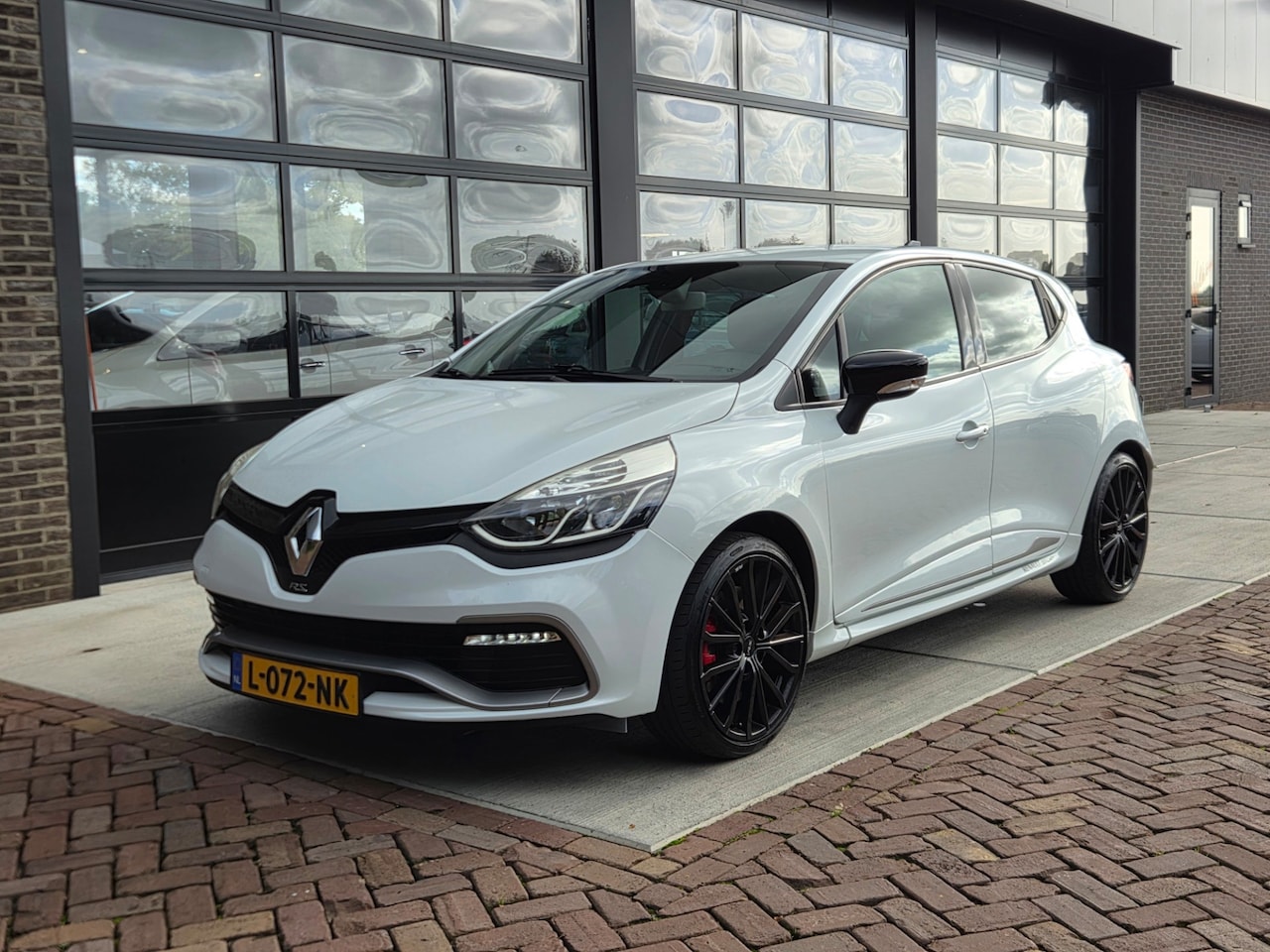 Renault Clio - 1.6 R.S. Automaat - AutoWereld.nl