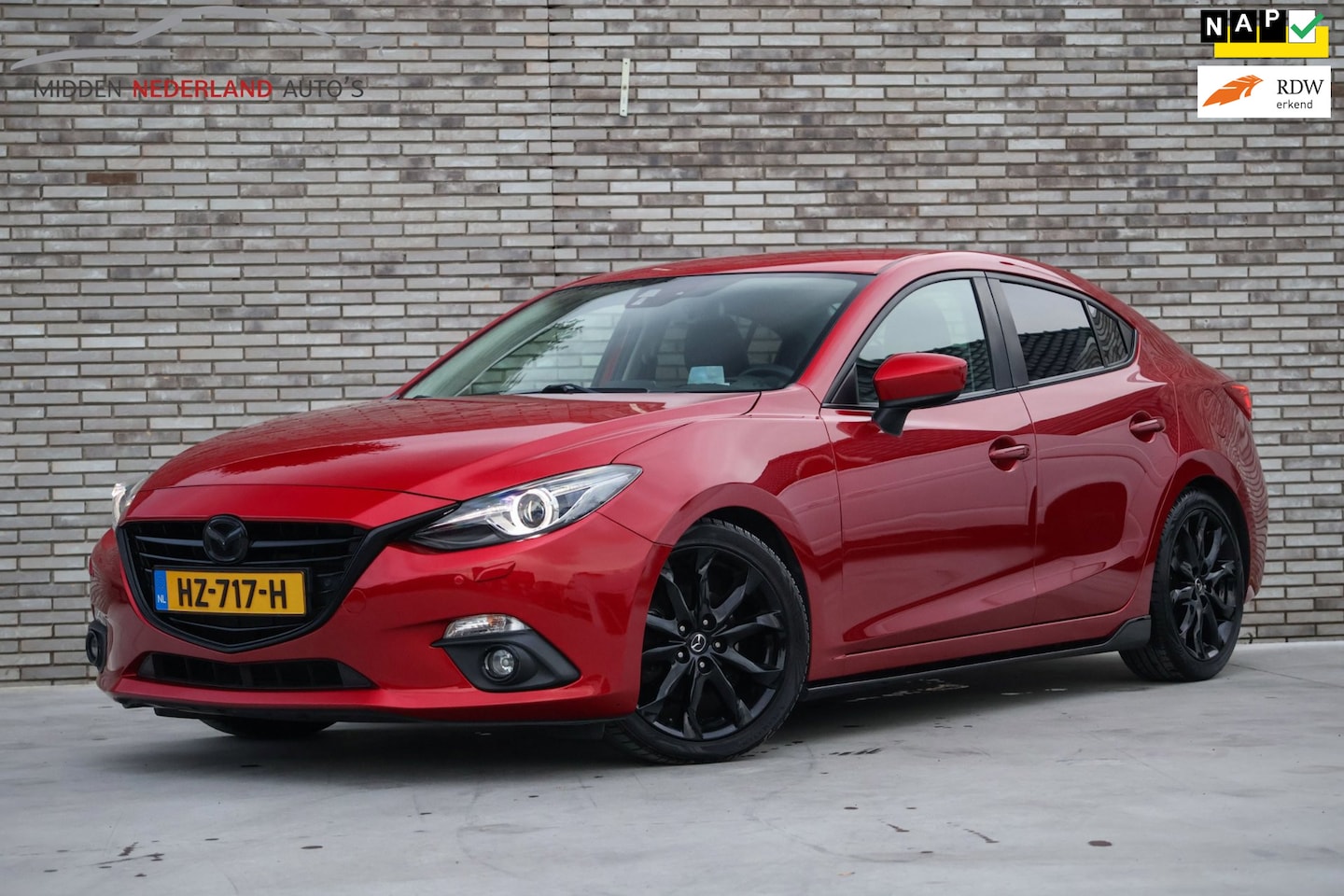 Mazda 3 - 2.0 GT-M * LEER * BOSE * PDC * HEAD UP DISPLAY * STOELVERWARMING * - AutoWereld.nl