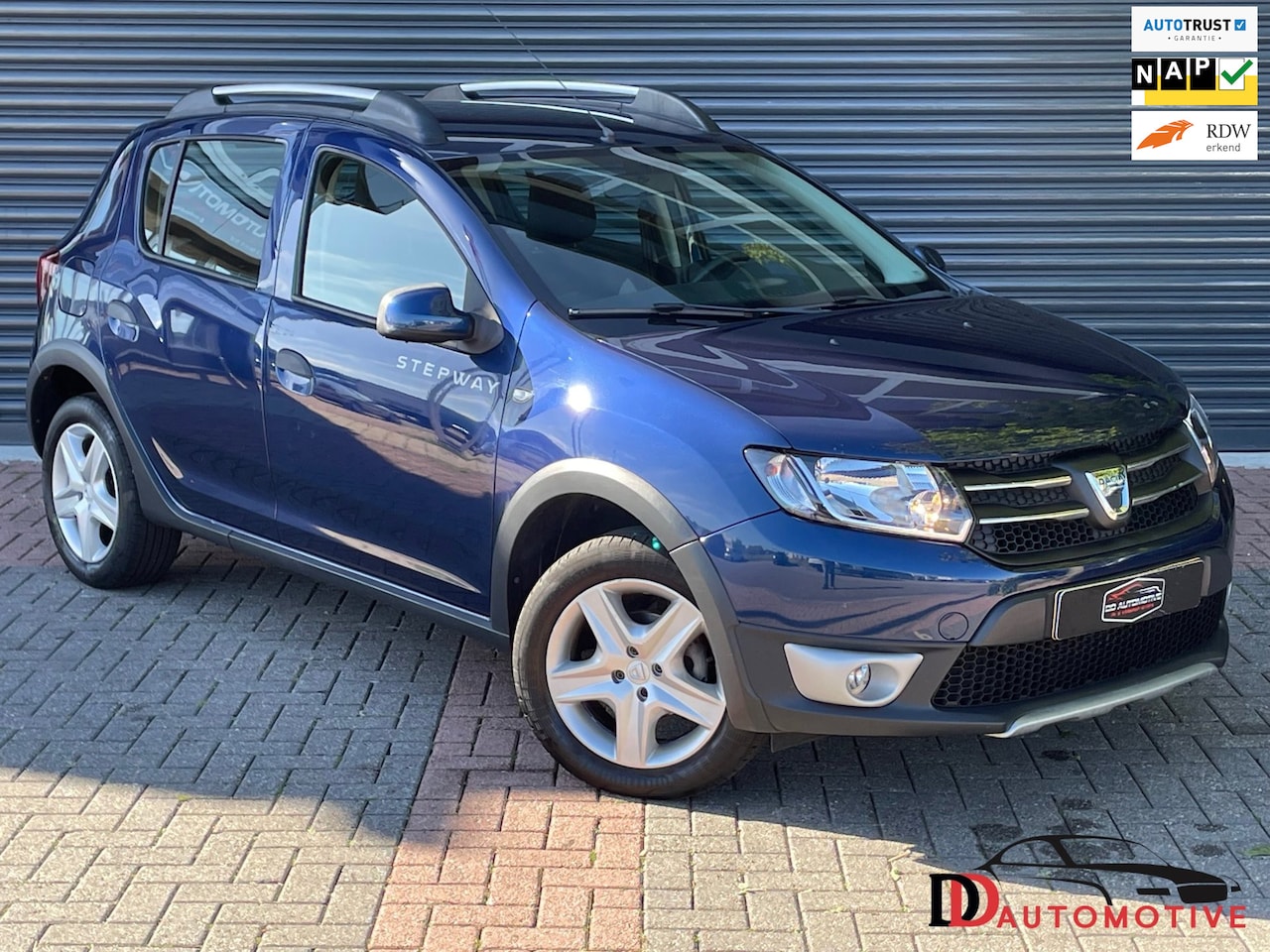 Dacia Sandero Stepway - 0.9 TCe Easy-R Lauréate Automaat | Navi | Pdc | Cruise - AutoWereld.nl